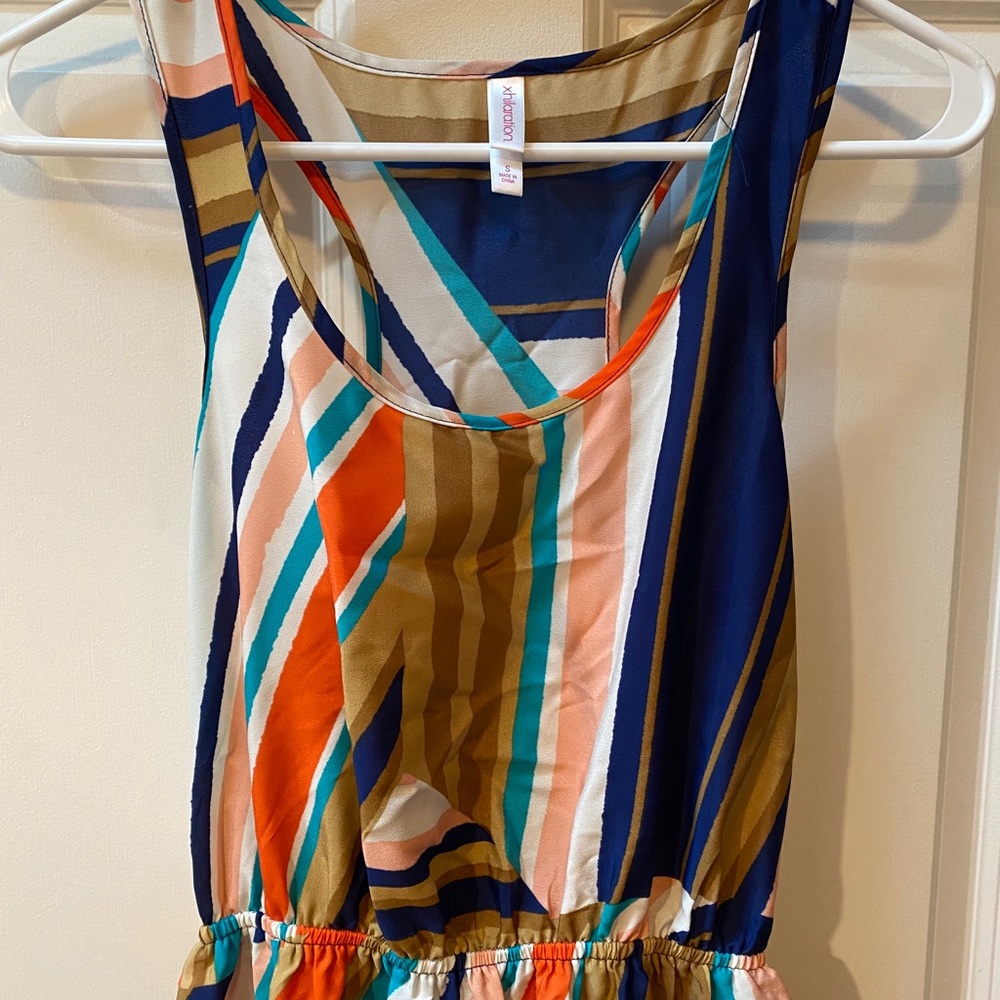 High/Low Dress - Picture 2 of 5